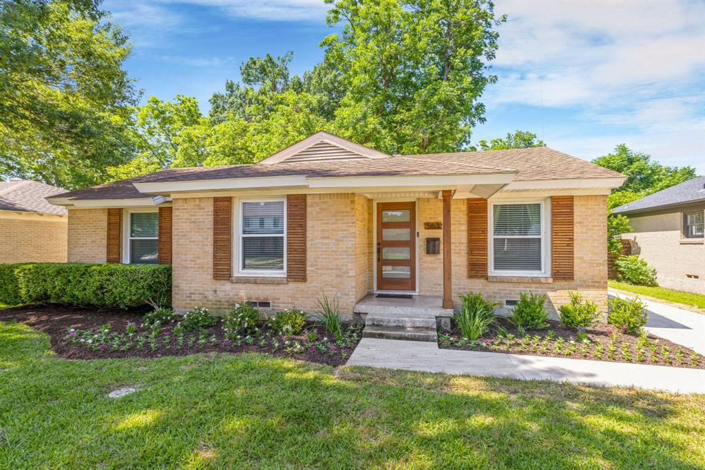 563 Hambrick Road Dallas, TX 75218 - Photo 3 of 36