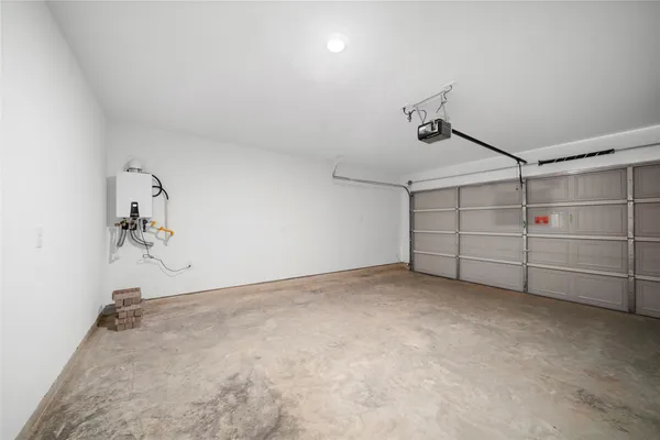 a view of a garage