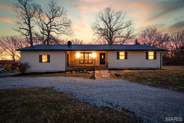 $259,900 | 1730 West Liberty Street, Farmington, MO 63640