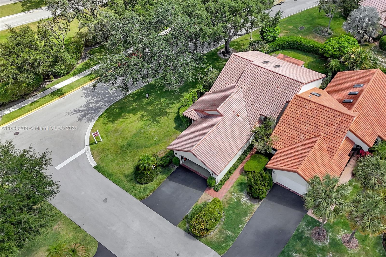 23273 Water Circle Boca Raton, FL 33486 - Photo 2 of 33