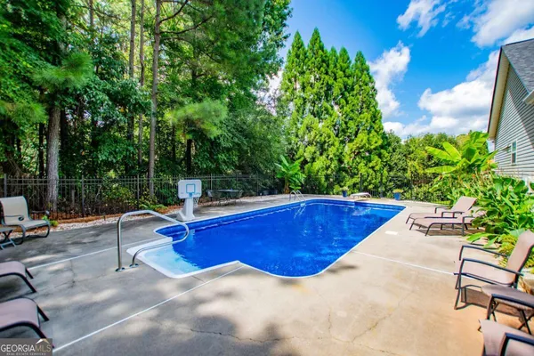 $474,900 | 104 Hidden Lake Drive, Bremen, GA 30110