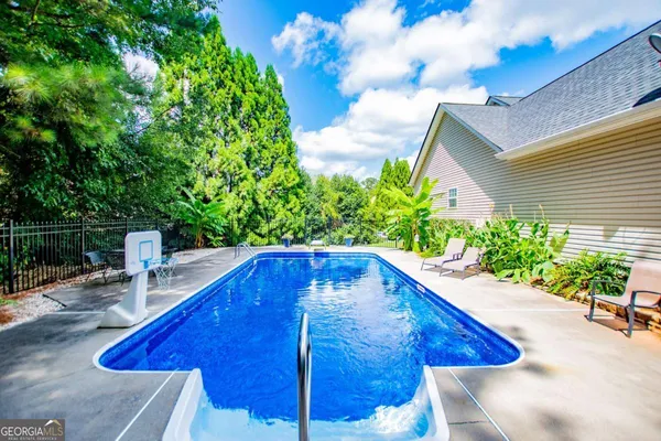 $474,900 | 104 Hidden Lake Drive, Bremen, GA 30110