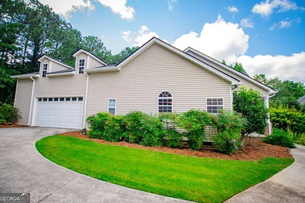 $474,900 | 104 Hidden Lake Drive, Bremen, GA 30110