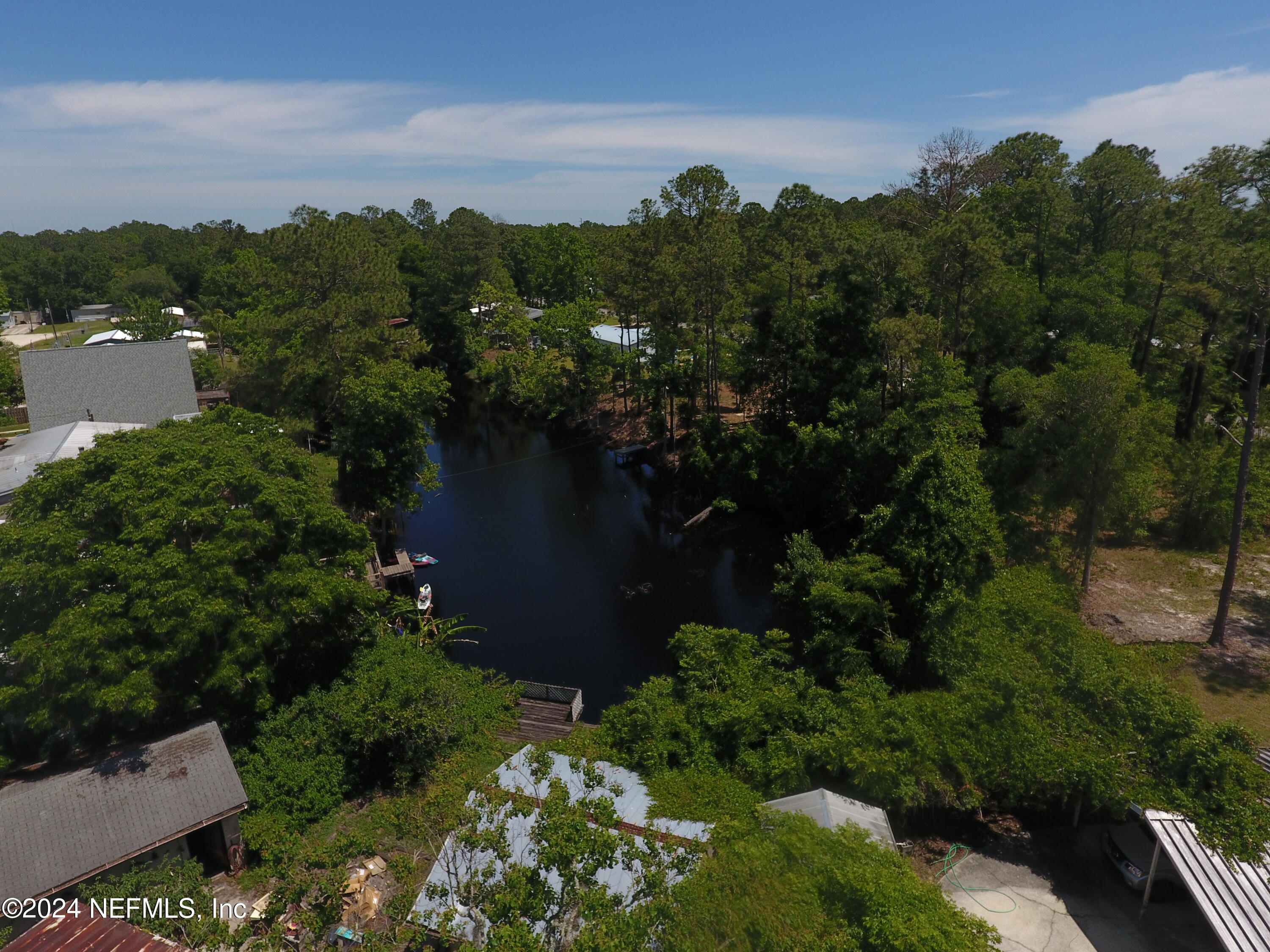 116 Islander Road Satsuma, FL 32189 - Photo 22 of 22 an aerial view of a house with mountain view