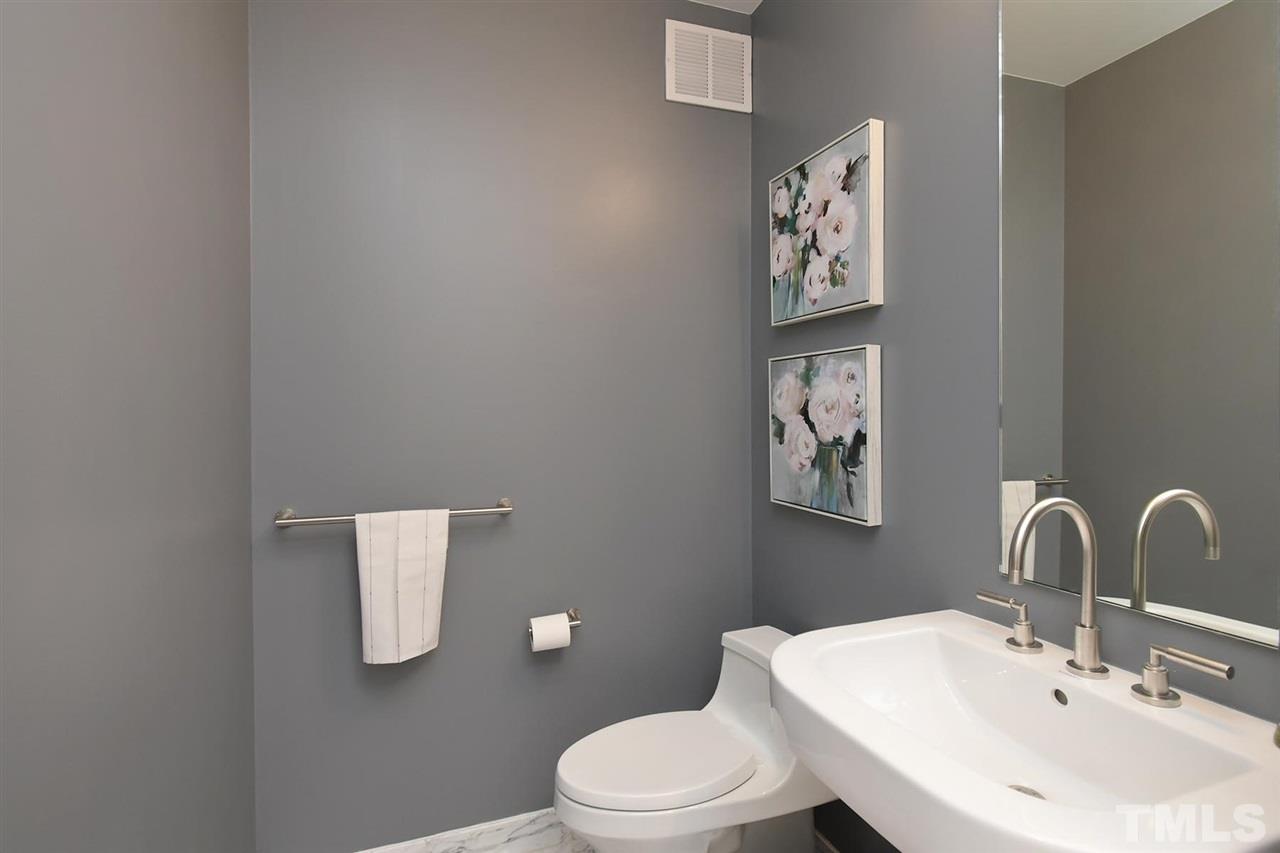 323 West Jones Street, Unit 1075 Raleigh, NC 27603 - Photo 20 of 30 Gallery Image 20