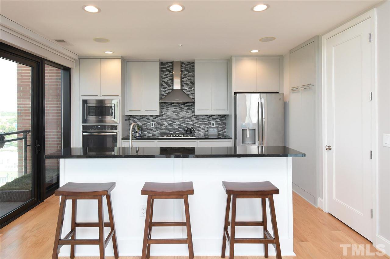 323 West Jones Street, Unit 1075 Raleigh, NC 27603 - Photo 9 of 30 Gallery Image 9
