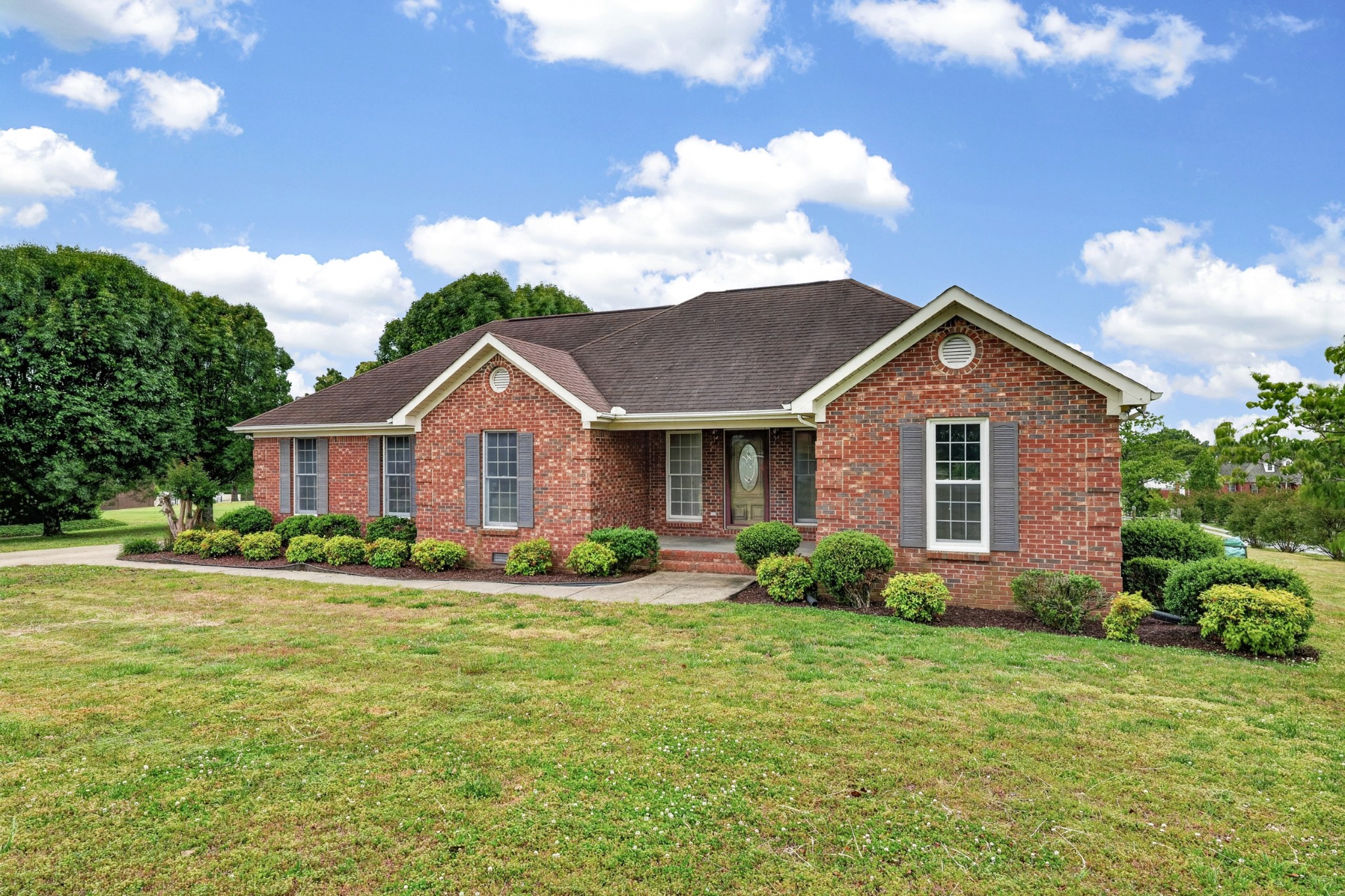 31 Eastridge Road Fayetteville, TN 37334 - Photo 2 of 39