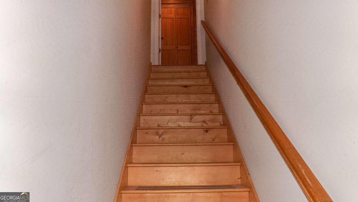 103 K D Lane Ellijay, GA 30540 - Photo 20 of 21 a view of entryway