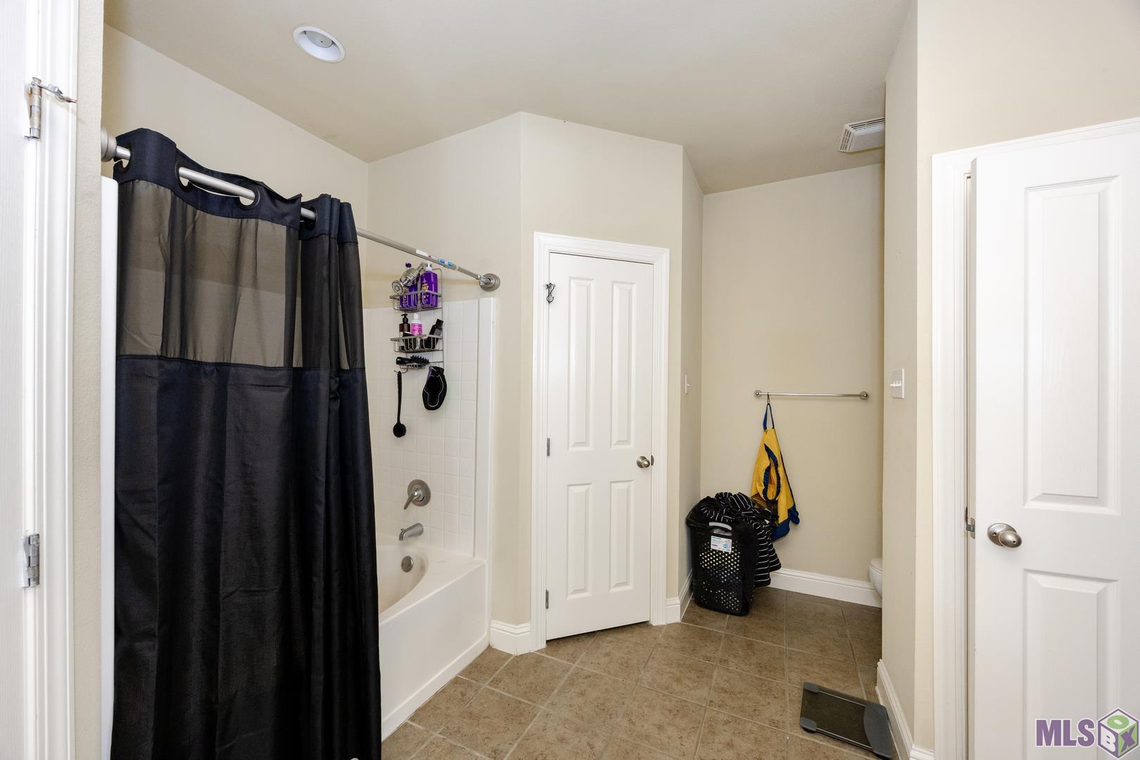 4000 Lake Beau Pre Boulevard, Unit 155 Baton Rouge, LA 70820 - Photo 17 of 20