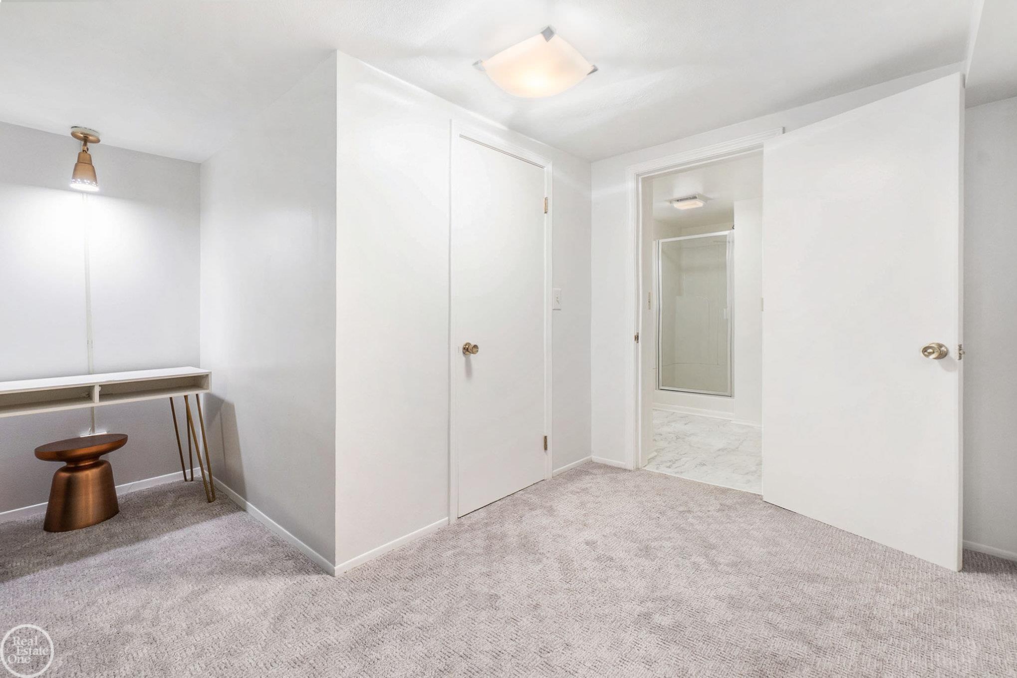 3781 Lincoln Road Bloomfield Hills, MI 48301 - Photo 29 of 37