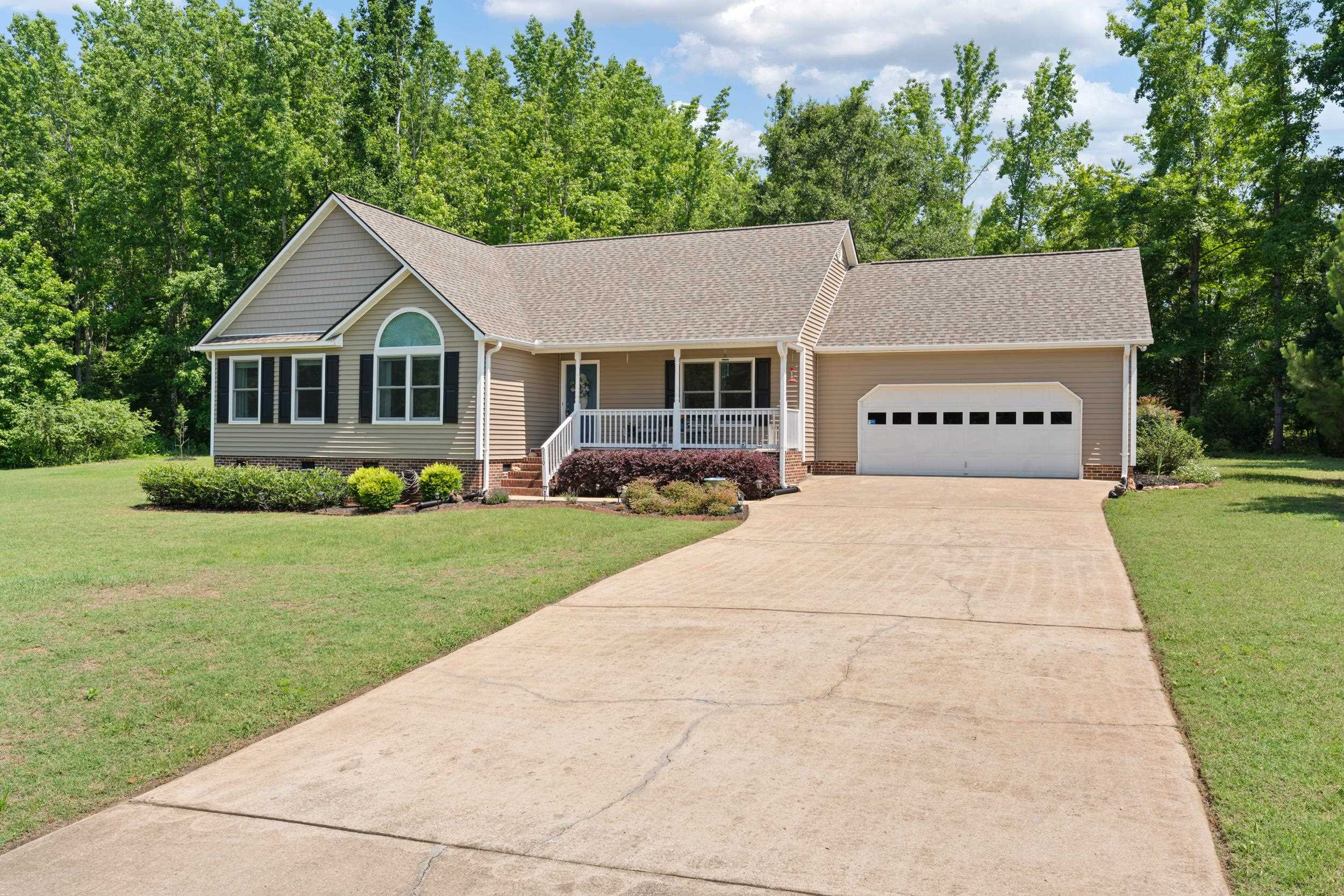 110 Deer Run Road Gaffney, SC 29341 - Photo 1 of 34