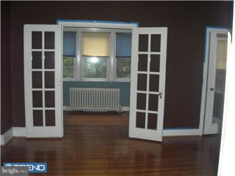 142 Glencoe Road Upper Darby, PA 19082 - Photo 4 of 5 Gallery Image 4