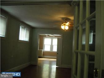 142 Glencoe Road Upper Darby, PA 19082 - Photo 5 of 5 Gallery Image 5