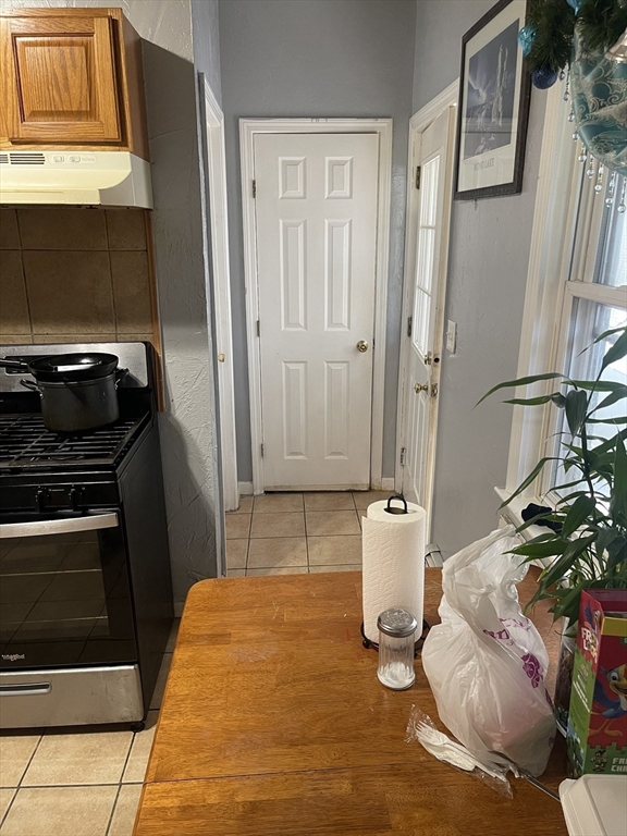 20 Ripley Street, Unit 2 Malden, MA 02148 - Photo 2 of 10