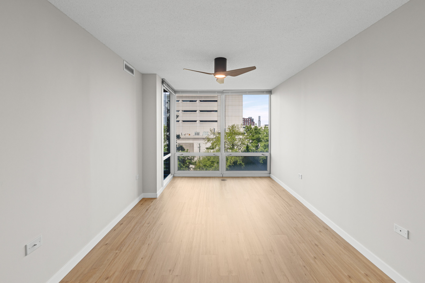 800 Elgin Road, Unit 718 Evanston, IL 60201 - Photo 20 of 38 Gallery Image 20