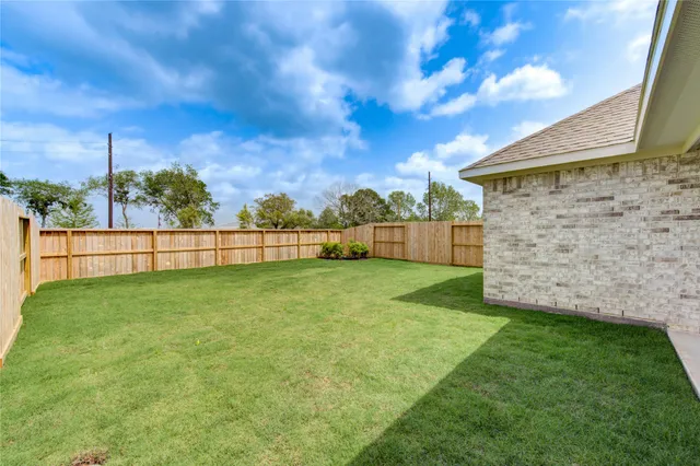 $2,100 | 203 Bright Vly Way, Richmond, TX 77406