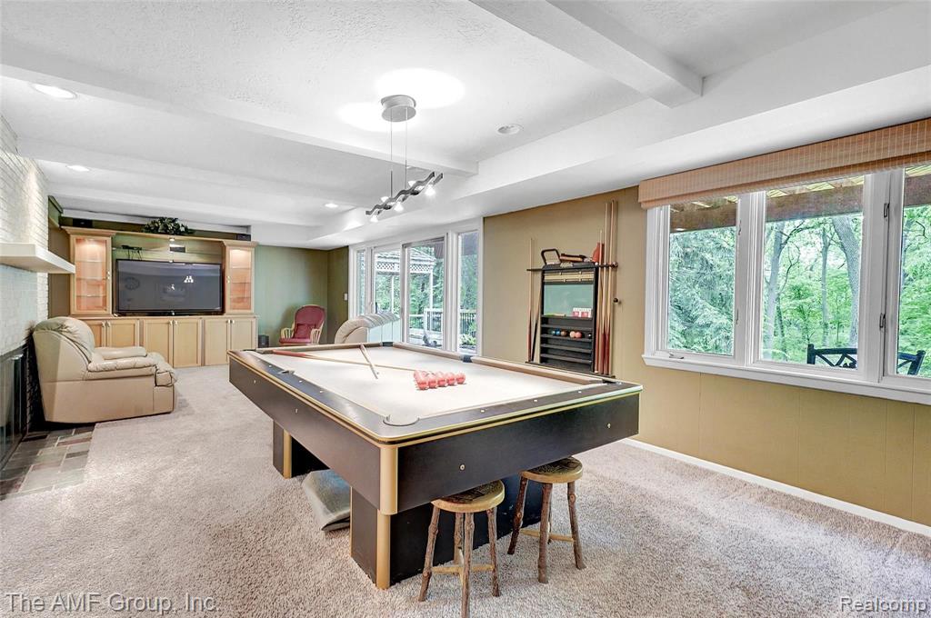 2695 Dutton Road Rochester Hills, MI 48306 - Photo 19 of 41