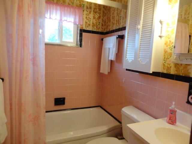 224 Lenore Drive McKees Rocks, PA 15136 - Photo 11 of 19