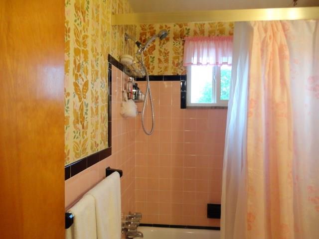 224 Lenore Drive McKees Rocks, PA 15136 - Photo 12 of 19