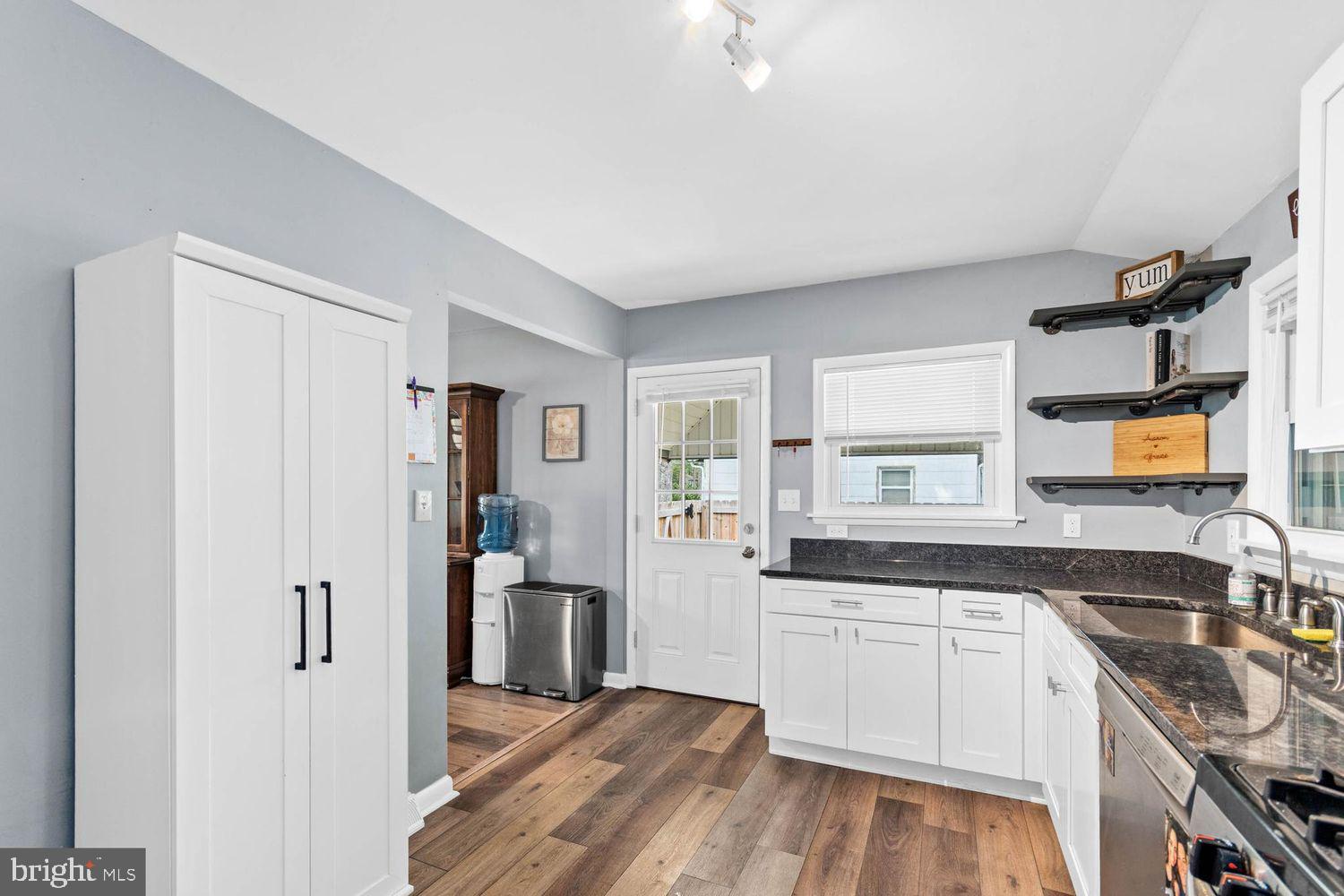 524 Cains Mill Road Williamstown, NJ 08094 - Photo 8 of 29 Kitchen/door leading you out to the side patio