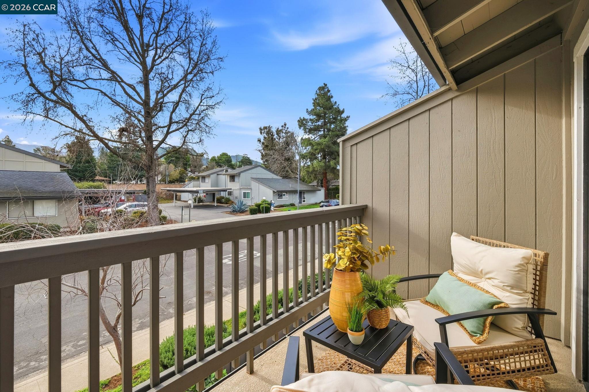 1195 Kenwal Road, Unit B Concord, CA 94521 - Photo 18 of 25