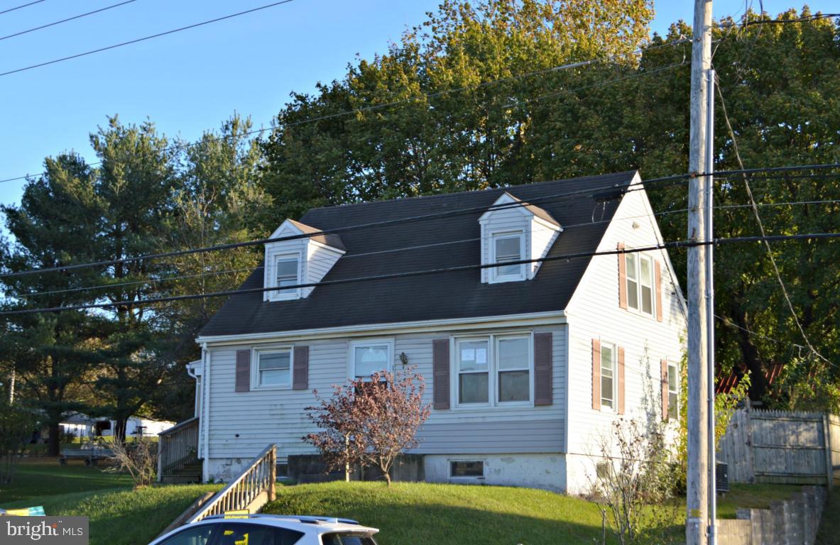 1665 North Reading Road Stevens, PA 17578 - Photo 1 of 11 Gallery Image 1