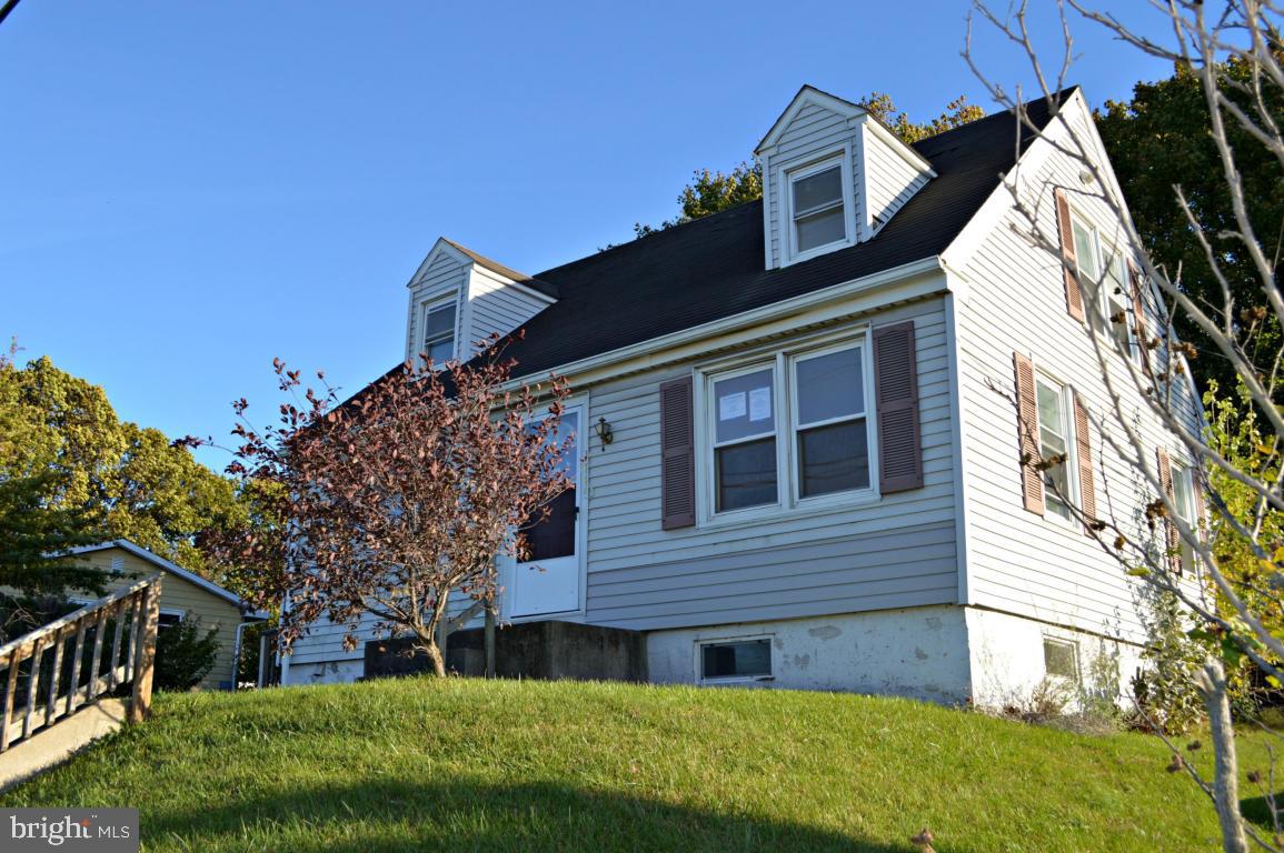 1665 North Reading Road Stevens, PA 17578 - Photo 2 of 11 Gallery Image 2