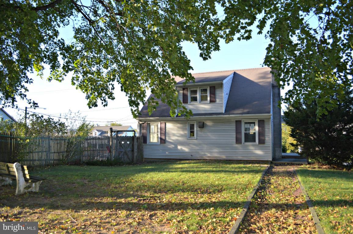 1665 North Reading Road Stevens, PA 17578 - Photo 4 of 11 Gallery Image 4