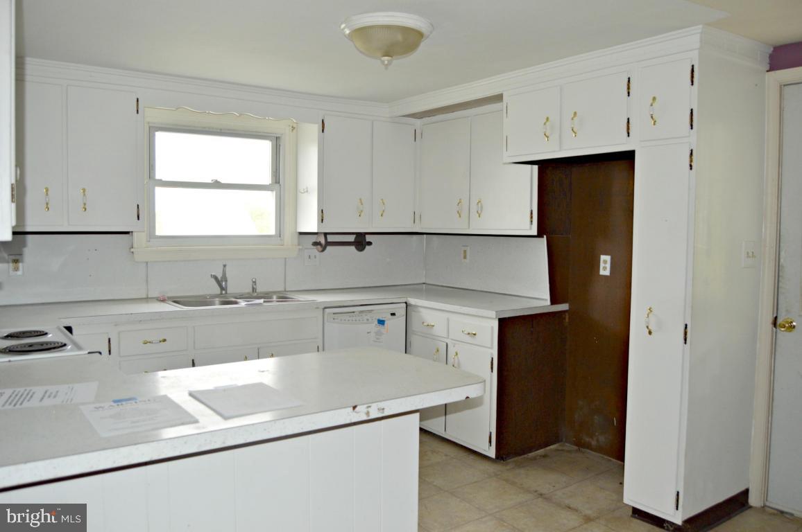 1665 North Reading Road Stevens, PA 17578 - Photo 9 of 11 Gallery Image 9