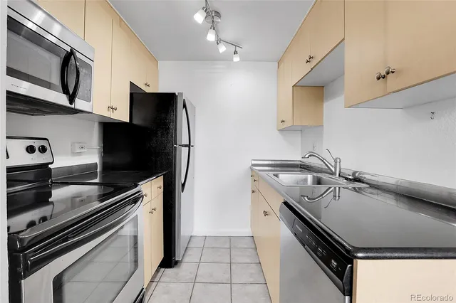 $199,900 | 250 Pearl Street, Unit 209, Denver, CO 80203