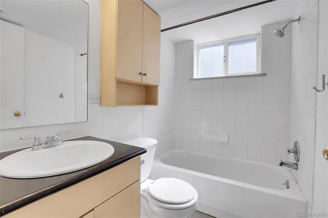 $199,900 | 250 Pearl Street, Unit 209, Denver, CO 80203