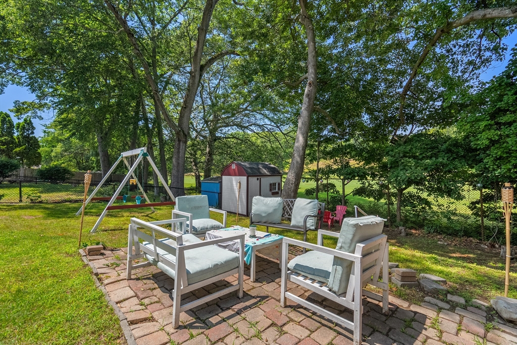 567 Poplar Street Boston, MA 02131 - Photo 37 of 42