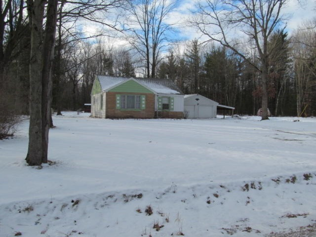 11865 East Bailey Road Ravenna, MI 49451 - Photo 2 of 24 IMG_4527