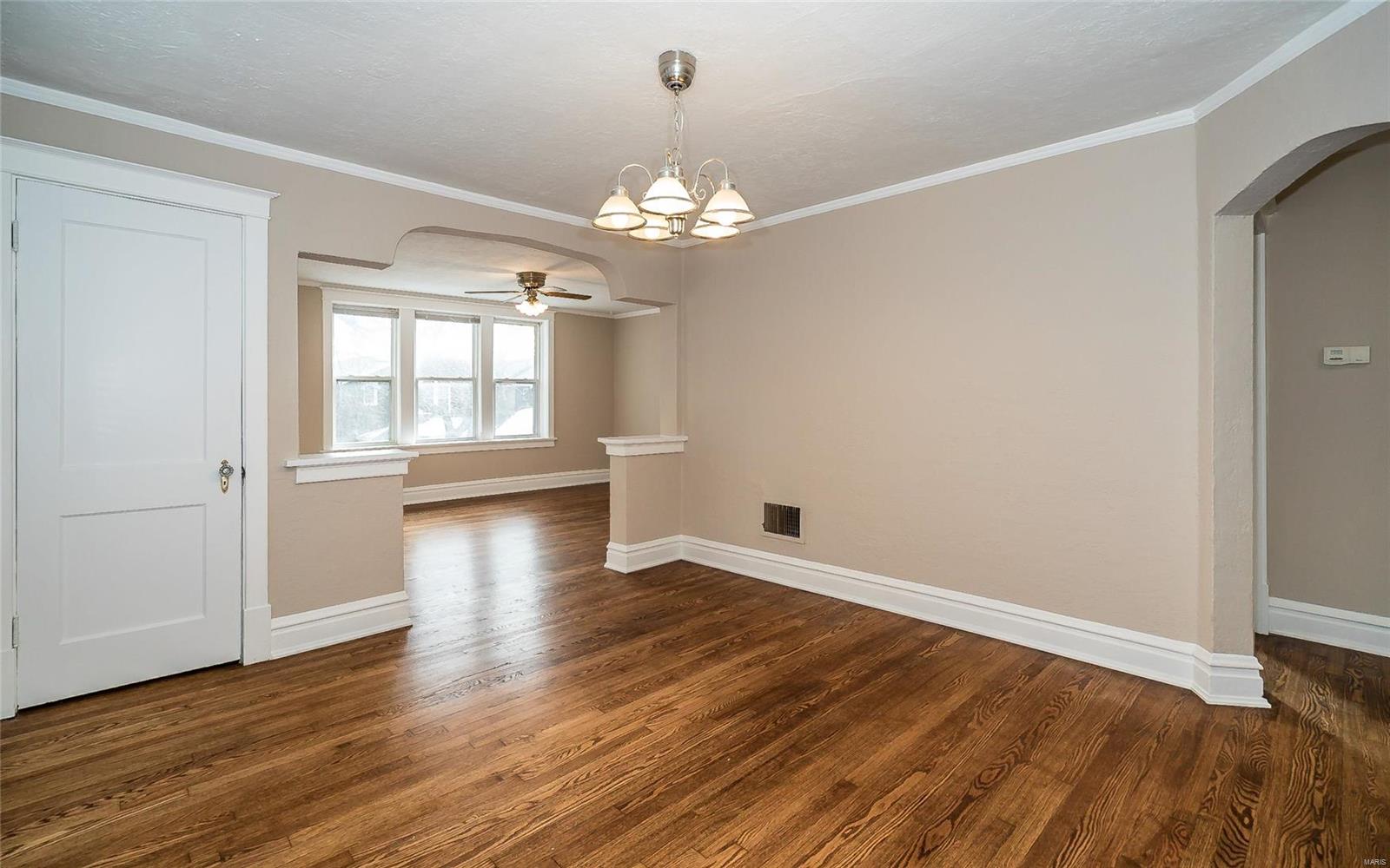 5465 Rosa Avenue St. Louis, MO 63109 - Photo 16 of 59 Gallery Image 16