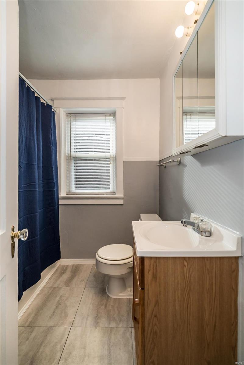 5465 Rosa Avenue St. Louis, MO 63109 - Photo 21 of 59 Gallery Image 21