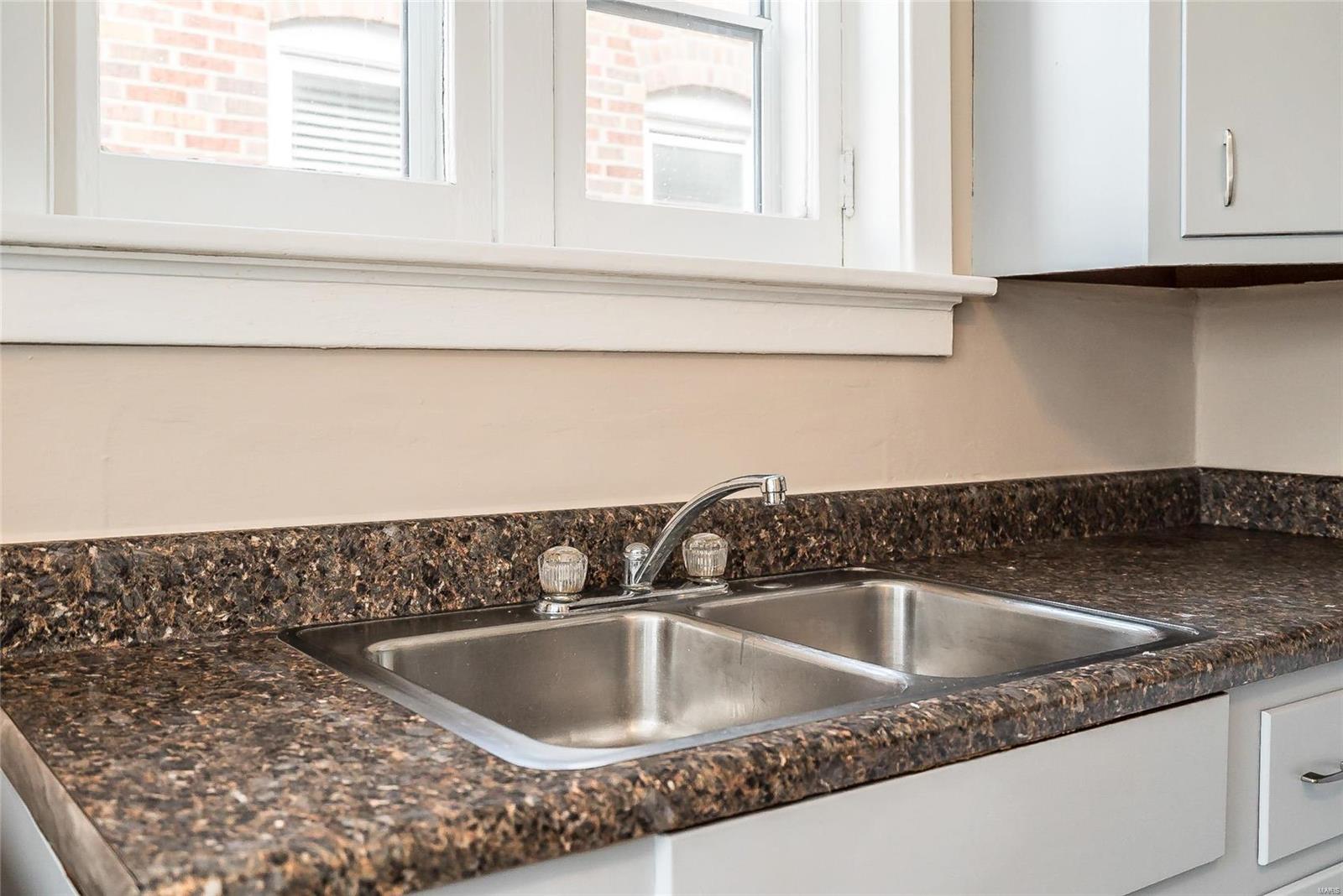 5465 Rosa Avenue St. Louis, MO 63109 - Photo 34 of 59 Gallery Image 34