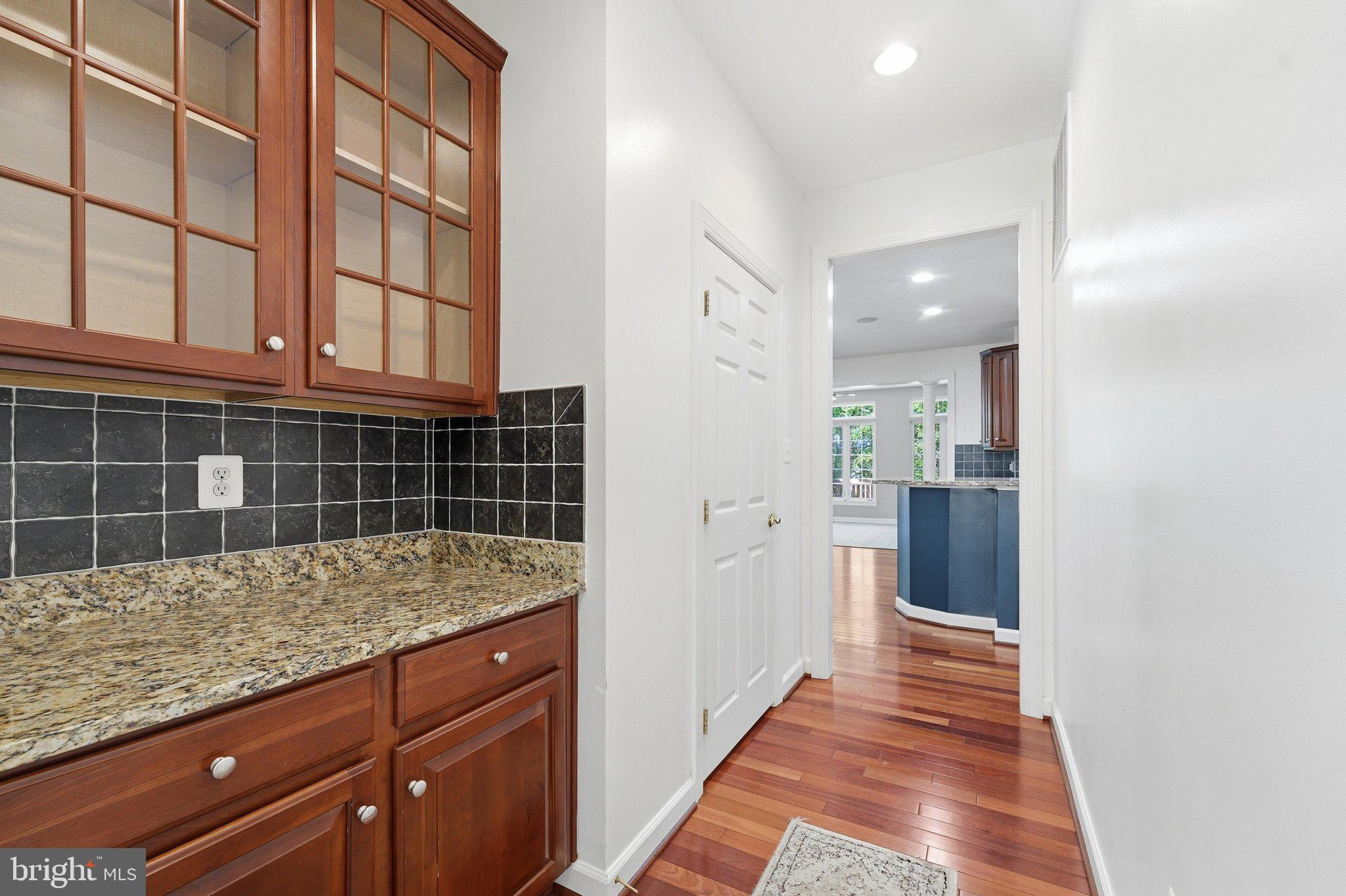 2148 Chestnut Lane Frederick, MD 21702 - Photo 11 of 77 Butler's Pantry