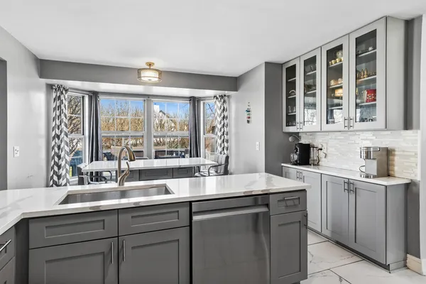 $489,900 | 909 Brompton Circle, Bolingbrook, IL 60440