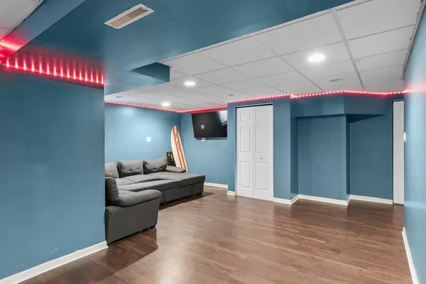 $489,900 | 909 Brompton Circle, Bolingbrook, IL 60440