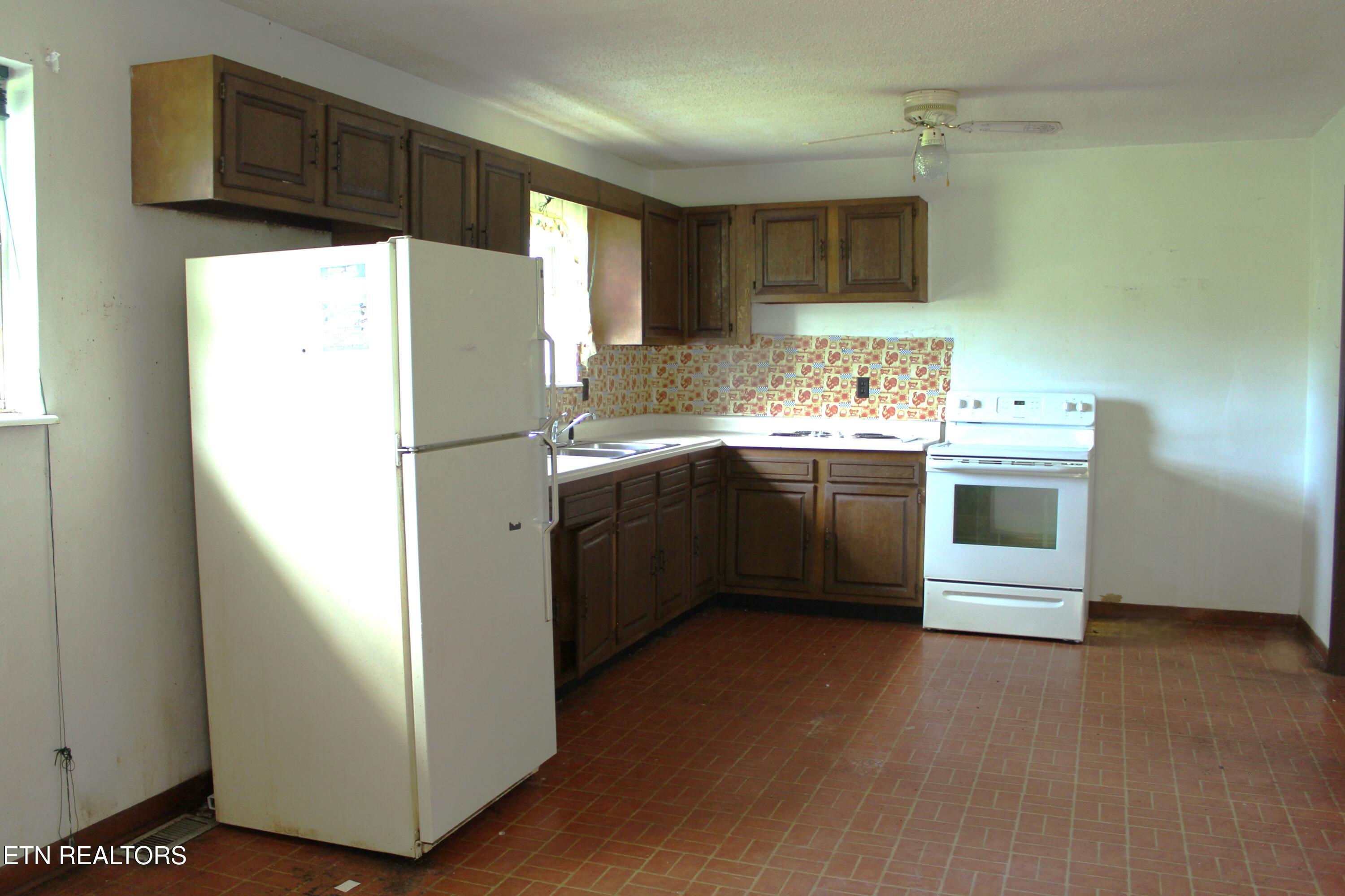241 Meadow Brook Road Sweetwater, TN 37874 - Photo 10 of 23 IMG_5267