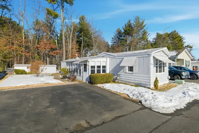 $135,000 | 42 Warfield Drive, Westfield, MA 01085