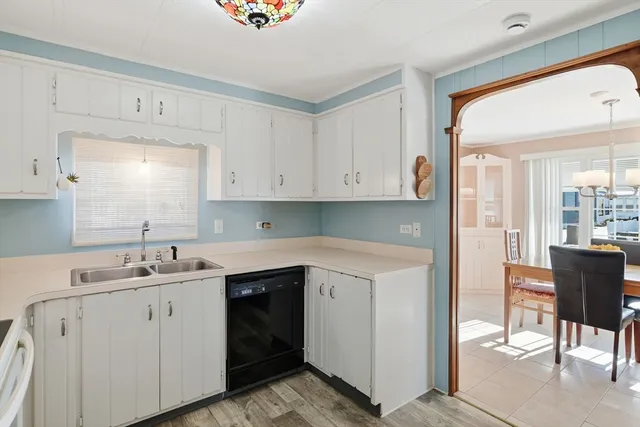 $135,000 | 42 Warfield Drive, Westfield, MA 01085