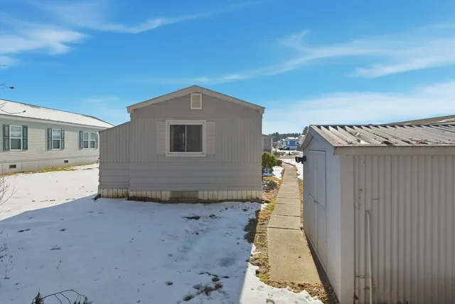 $135,000 | 42 Warfield Drive, Westfield, MA 01085