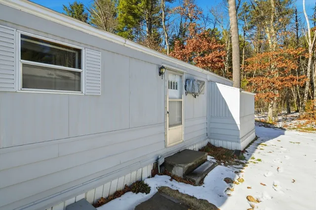 $135,000 | 42 Warfield Drive, Westfield, MA 01085