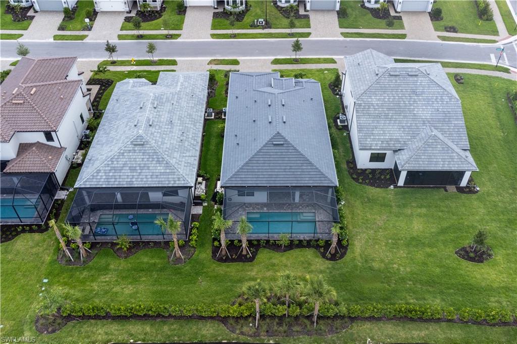 2104 Freemont Way Naples, FL 34119 - Photo 18 of 27 Back of home
