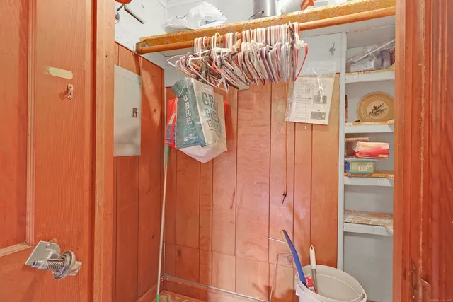 $381,000 | 60 Frost Street, Southington, CT 06479