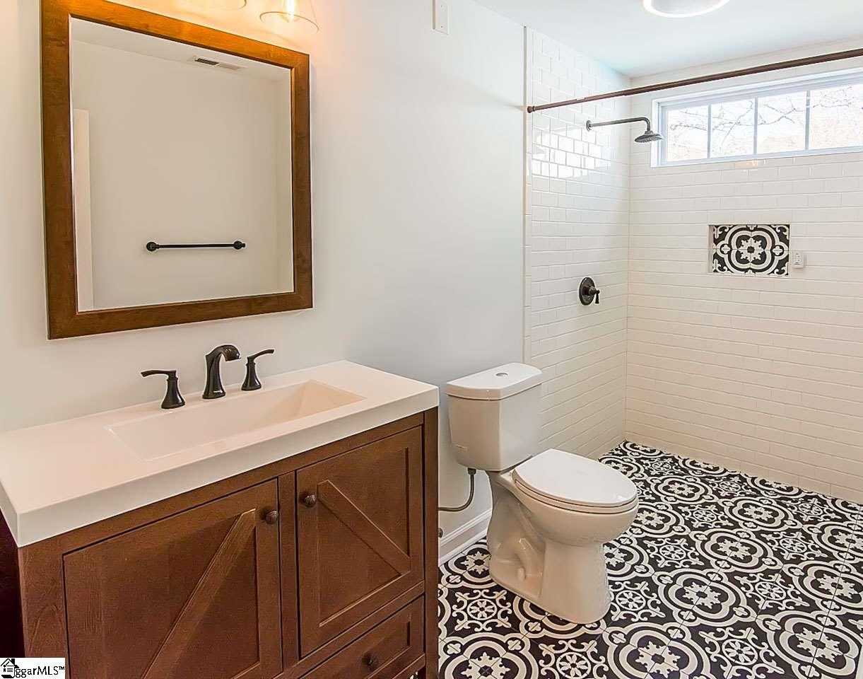 18 West Marion Road Greenville, SC 29617 - Photo 20 of 36 Gallery Image 20