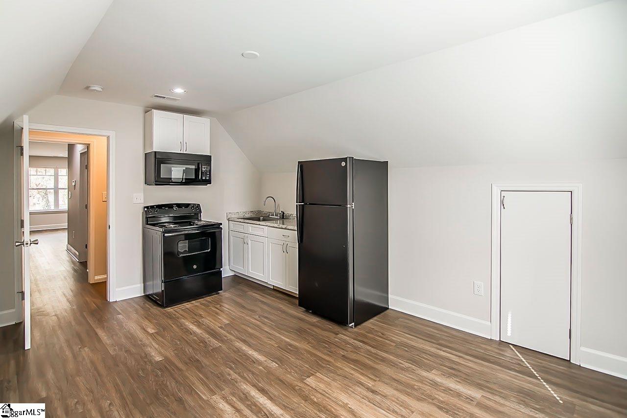 18 West Marion Road Greenville, SC 29617 - Photo 32 of 36 Gallery Image 32