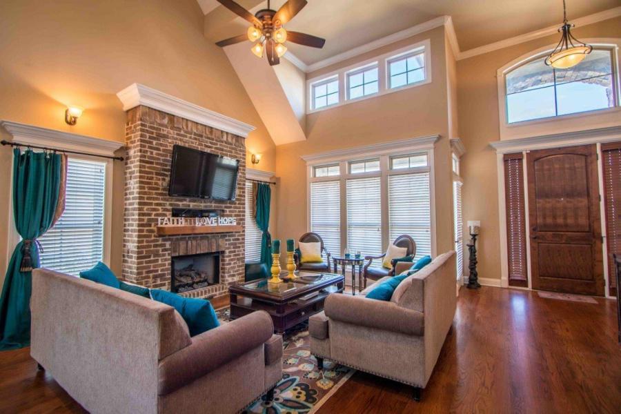 8661 Keystone Circle Chattanooga, TN 37421 - Photo 2 of 24 8661 keystone gr1
