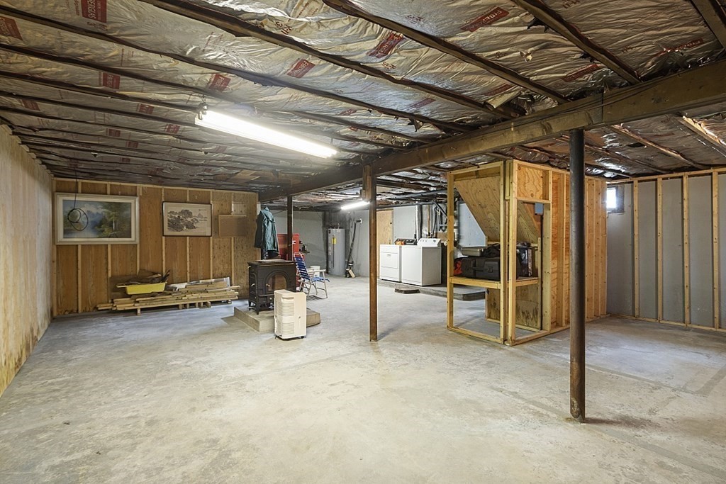 122 Walker Road Shirley, MA 01464 - Photo 28 of 35 Gallery Image 28